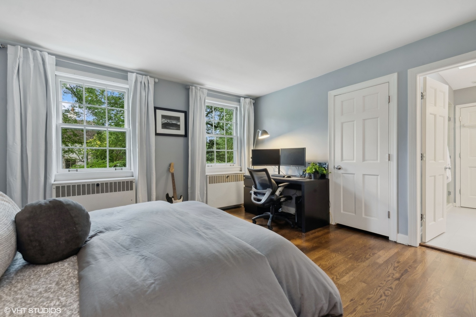 1351 N Green Bay Road