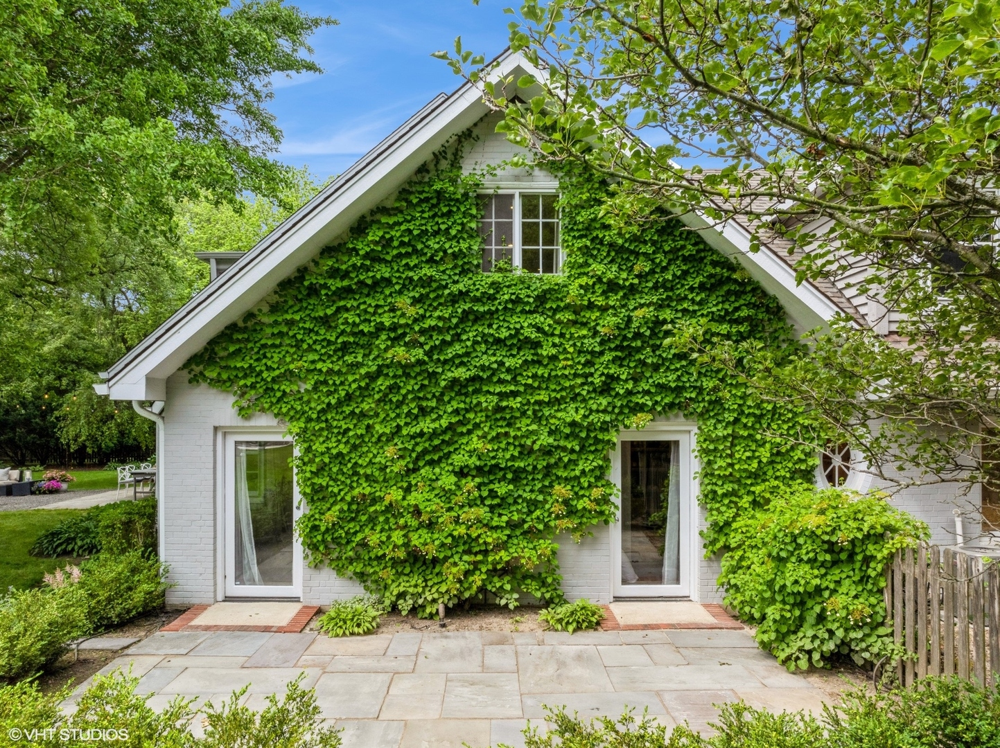 1351 N Green Bay Road