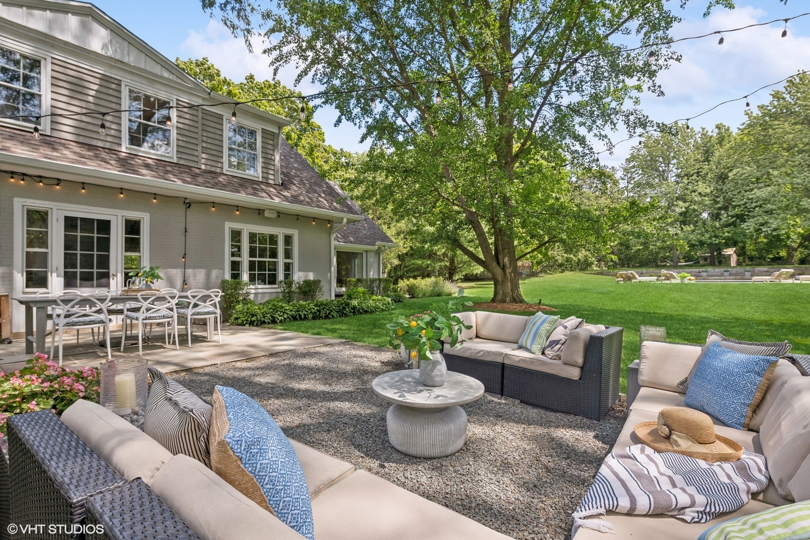 1351 N Green Bay Road