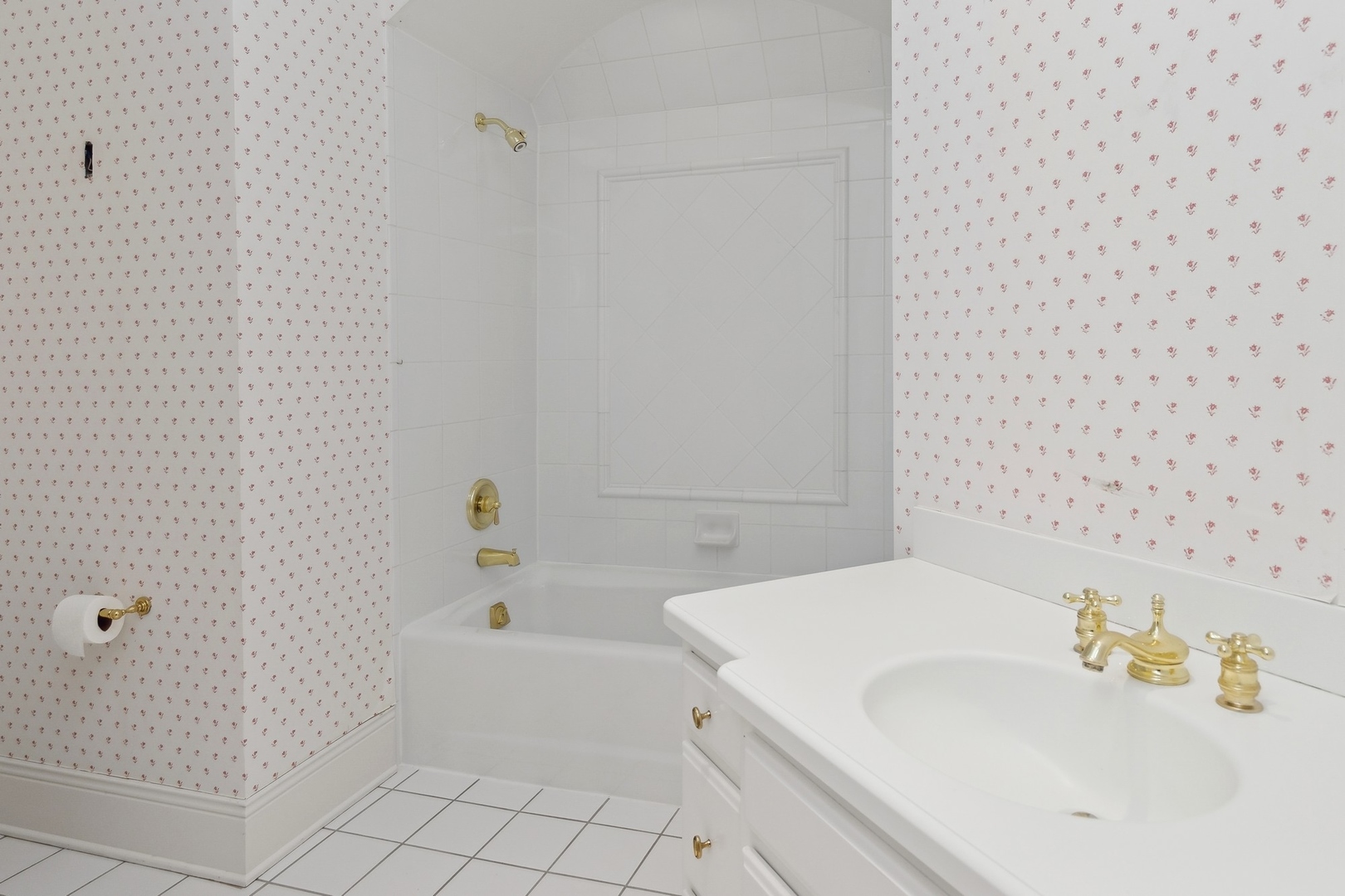 1085 E Ringwood Road S