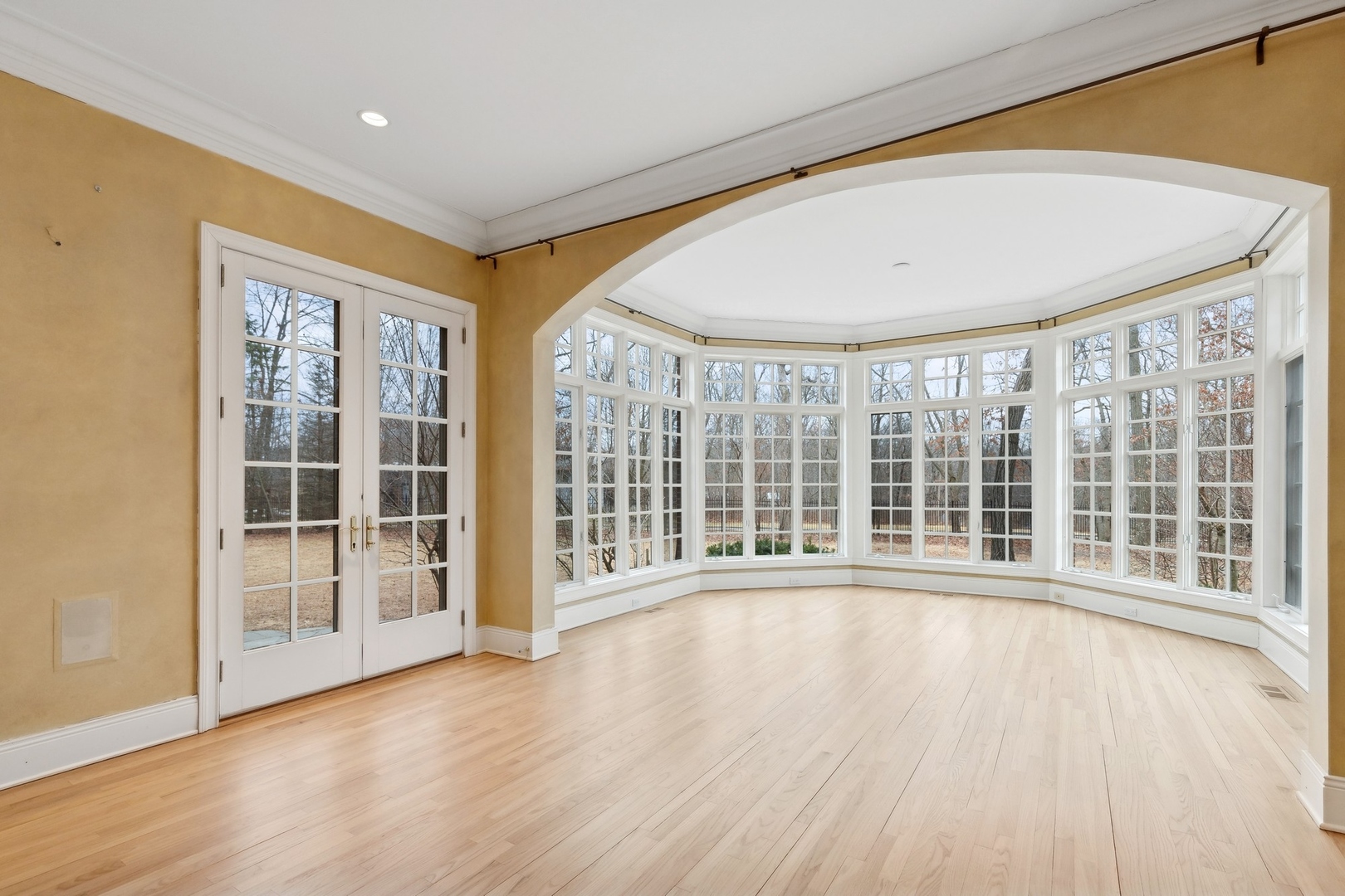 1085 E Ringwood Road S