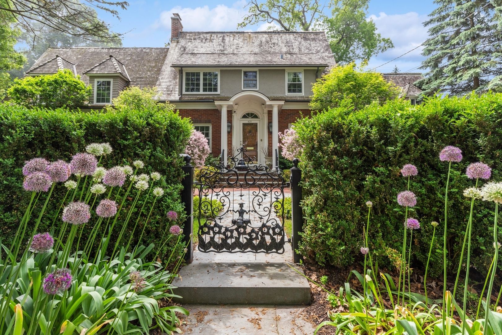 621 E Prospect Avenue