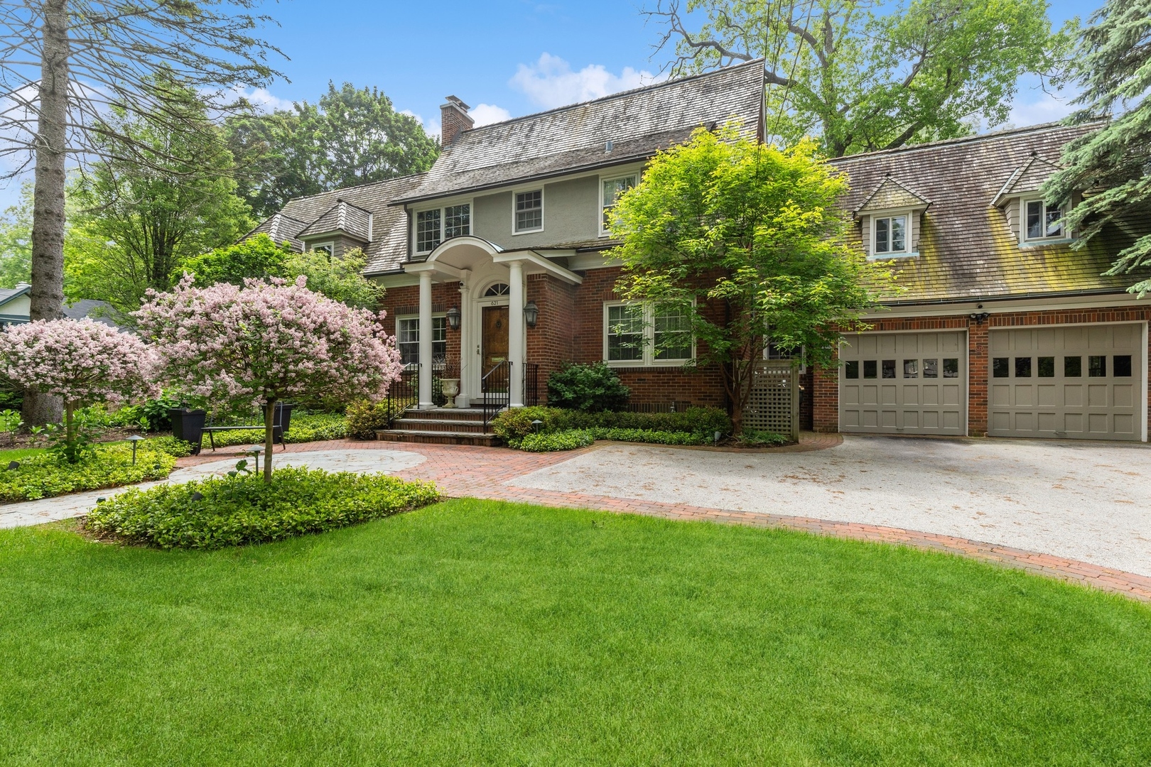 621 E Prospect Avenue