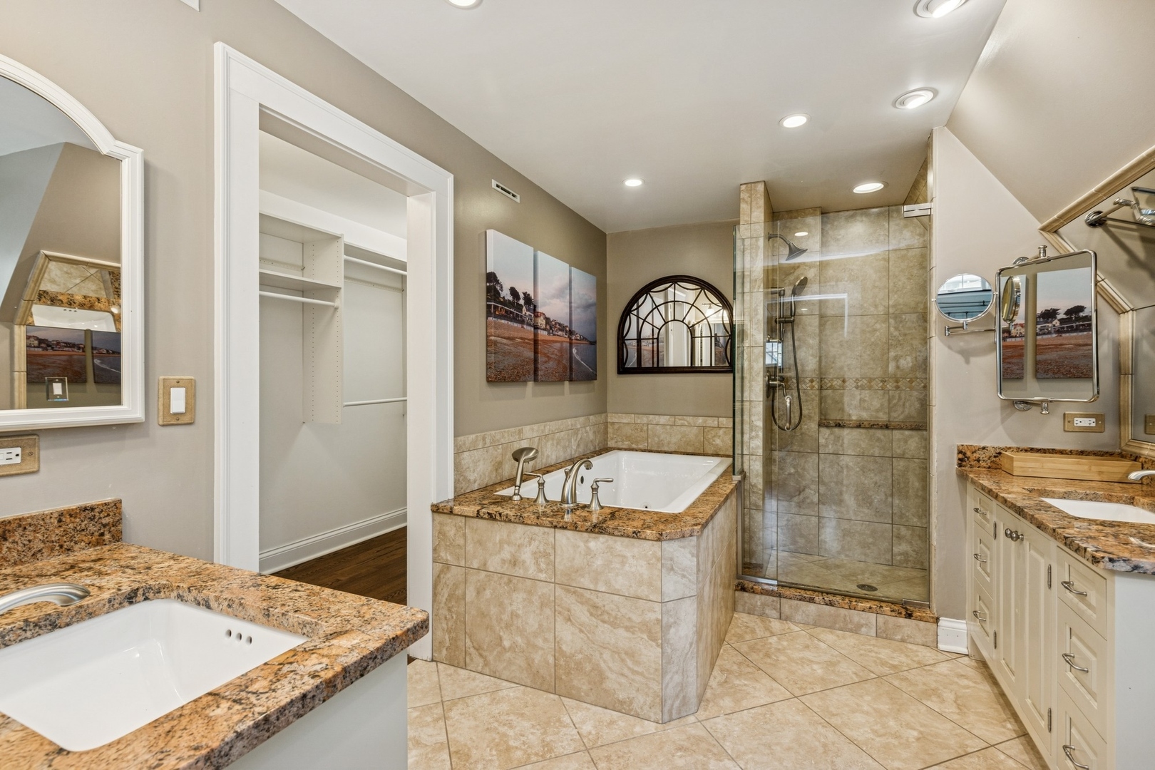 621 E Prospect Avenue