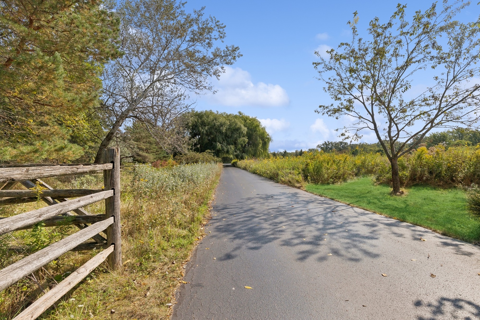 300 E Blodgett Avenue