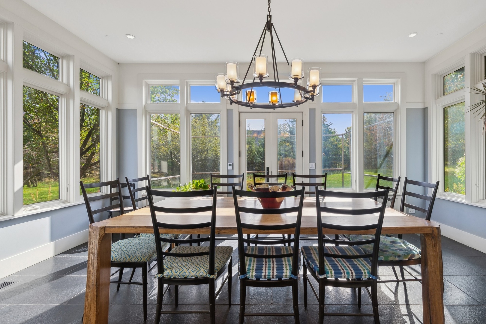 300 E Blodgett Avenue