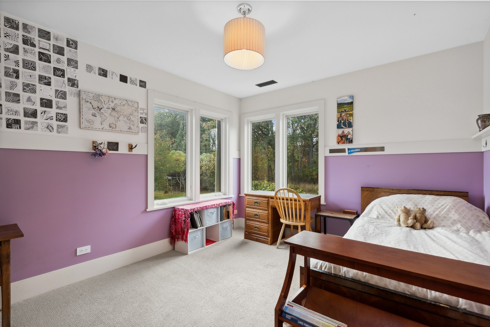 300 E Blodgett Avenue