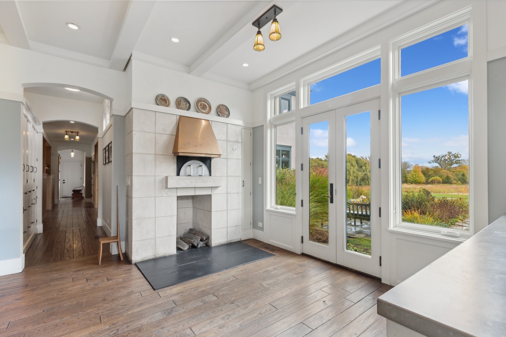 300 E Blodgett Avenue