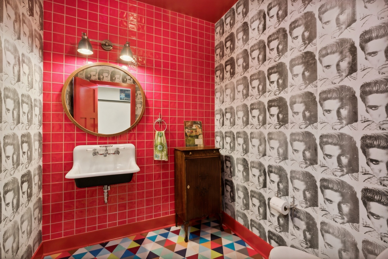 300 E Blodgett Avenue