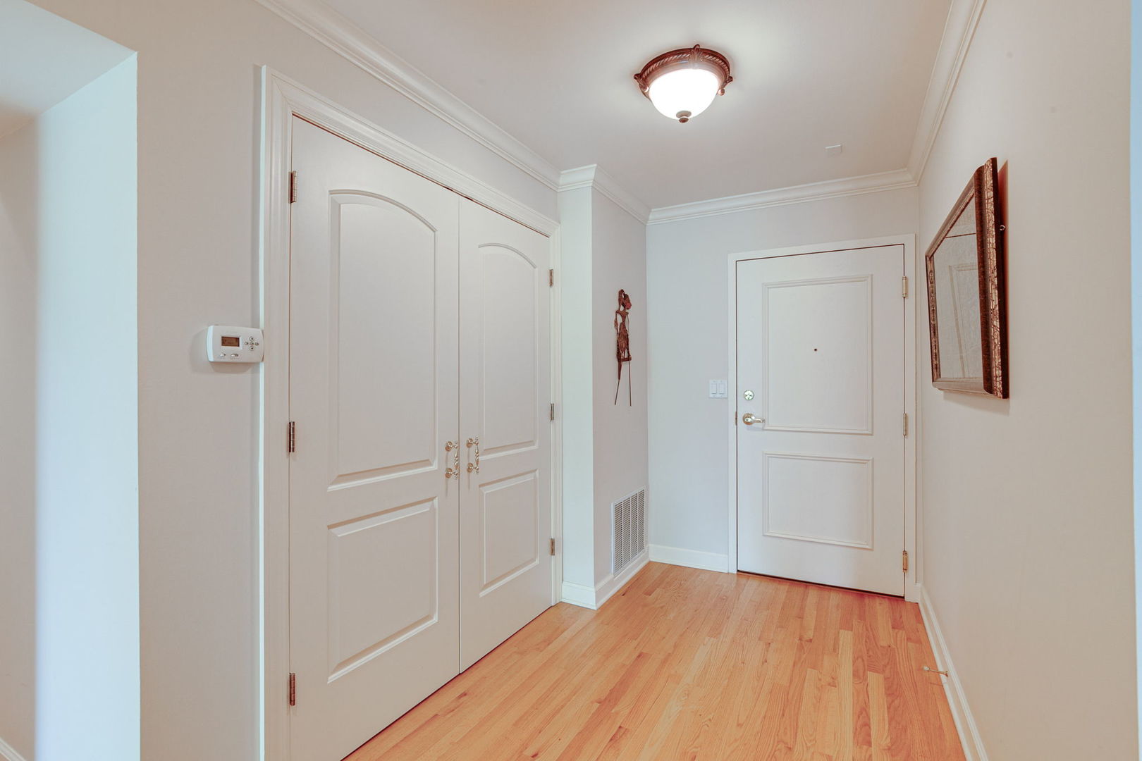 1230 N Western Avenue Unit: 309