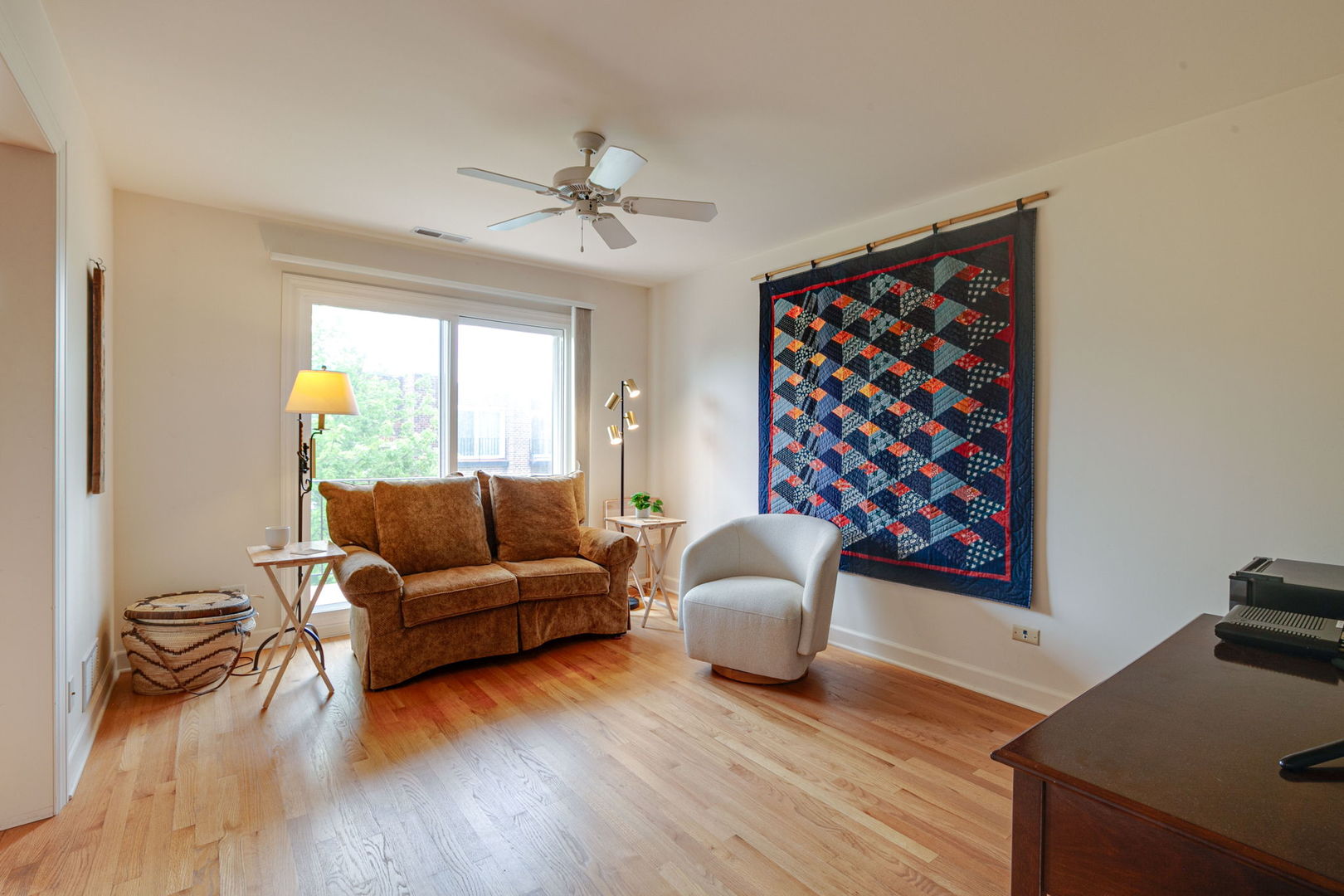 1230 N Western Avenue Unit: 309