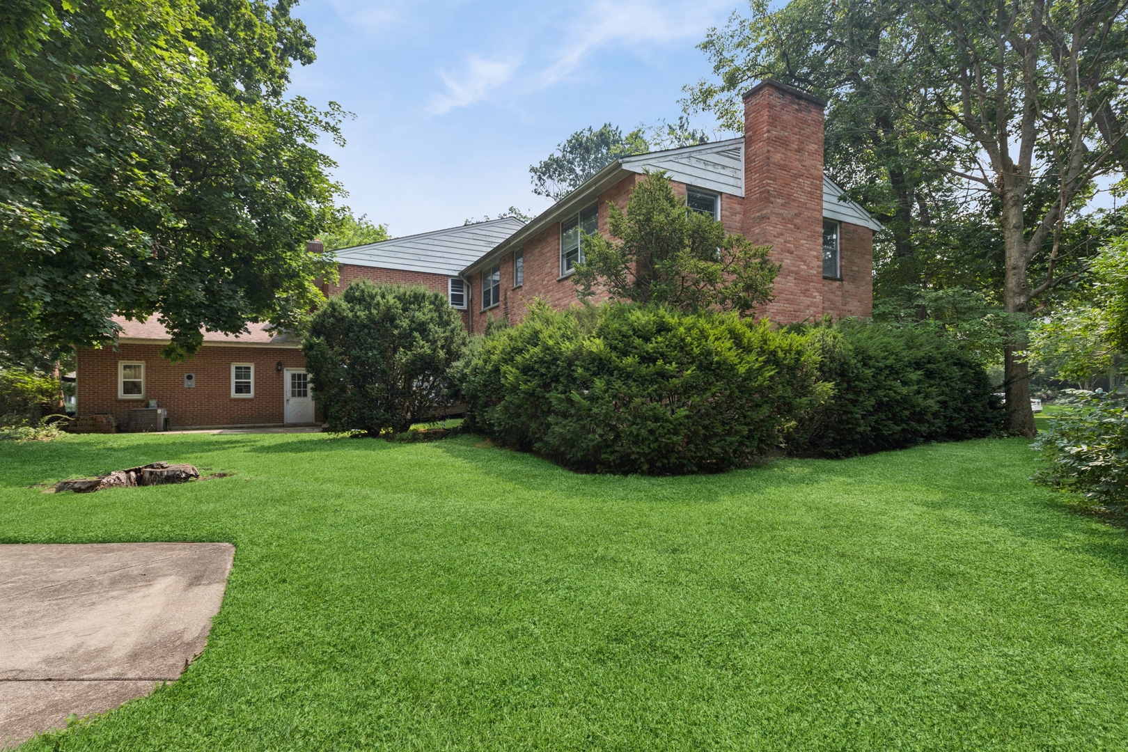 542 E Prospect Avenue