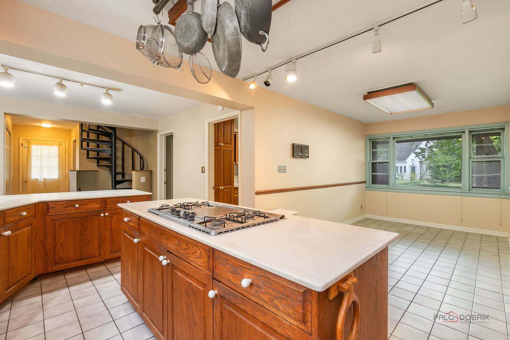 542 E Prospect Avenue