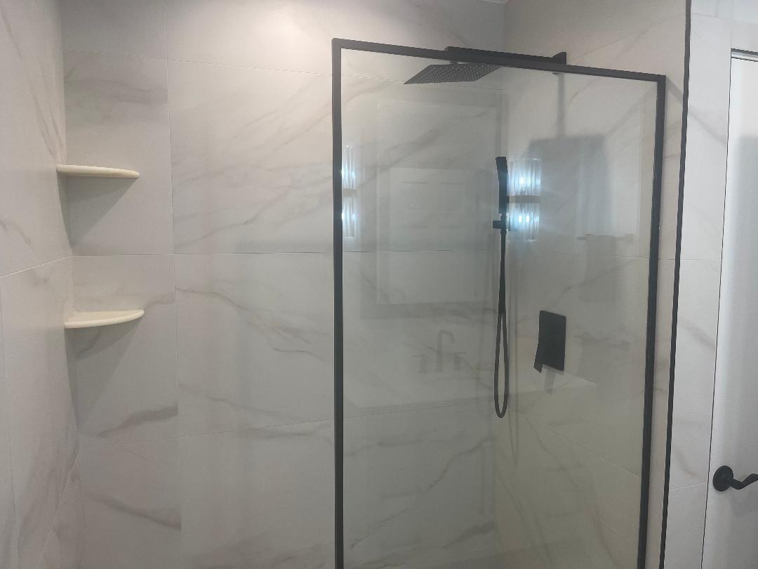 515 E Blodgett Avenue