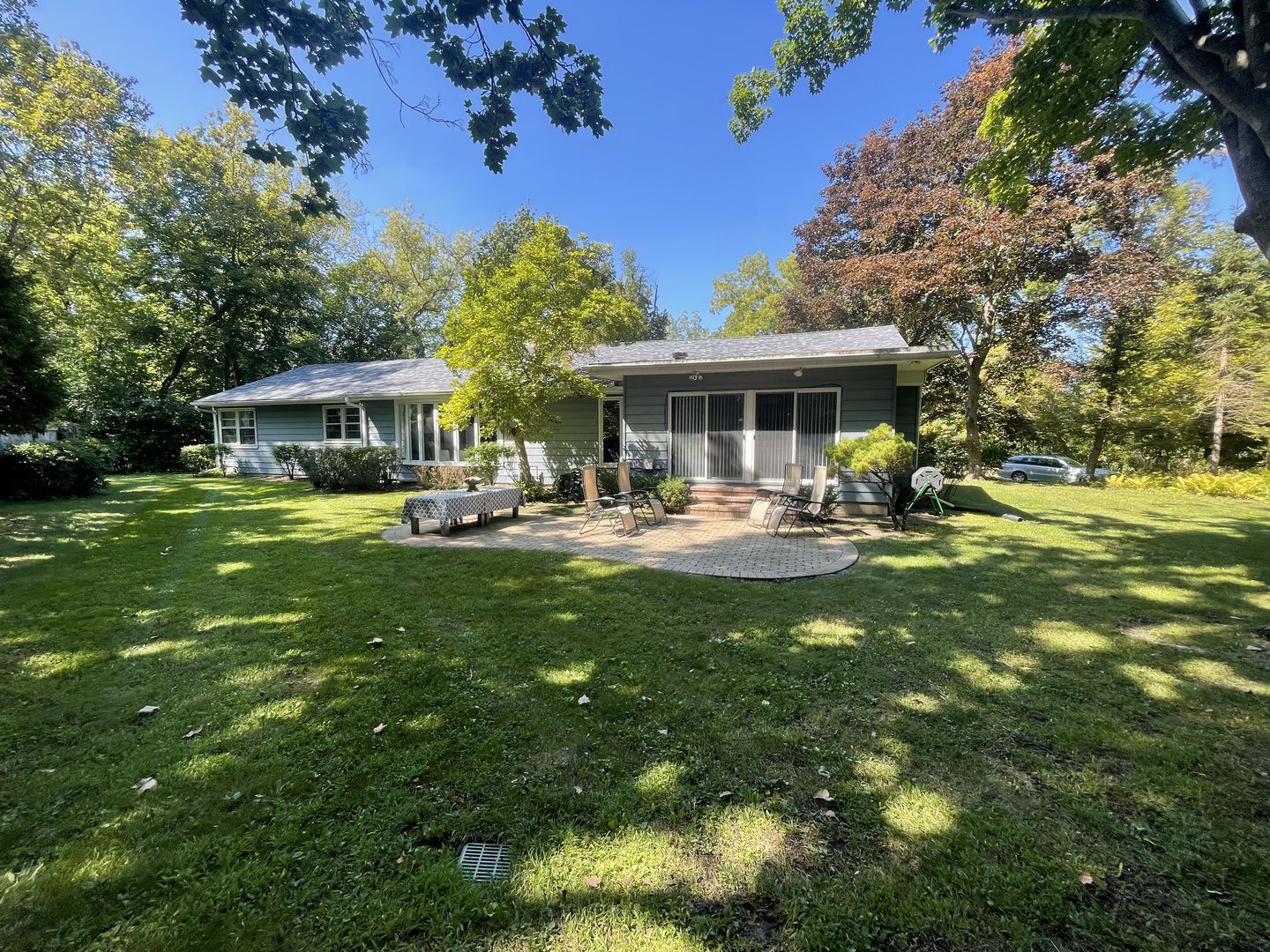 515 E Blodgett Avenue