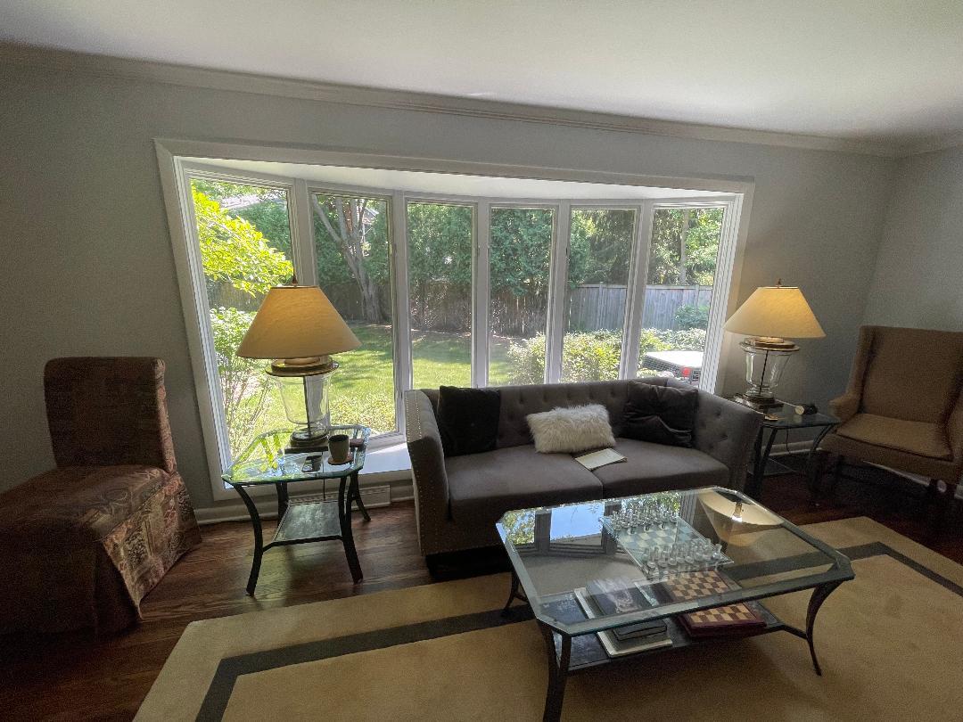 515 E Blodgett Avenue