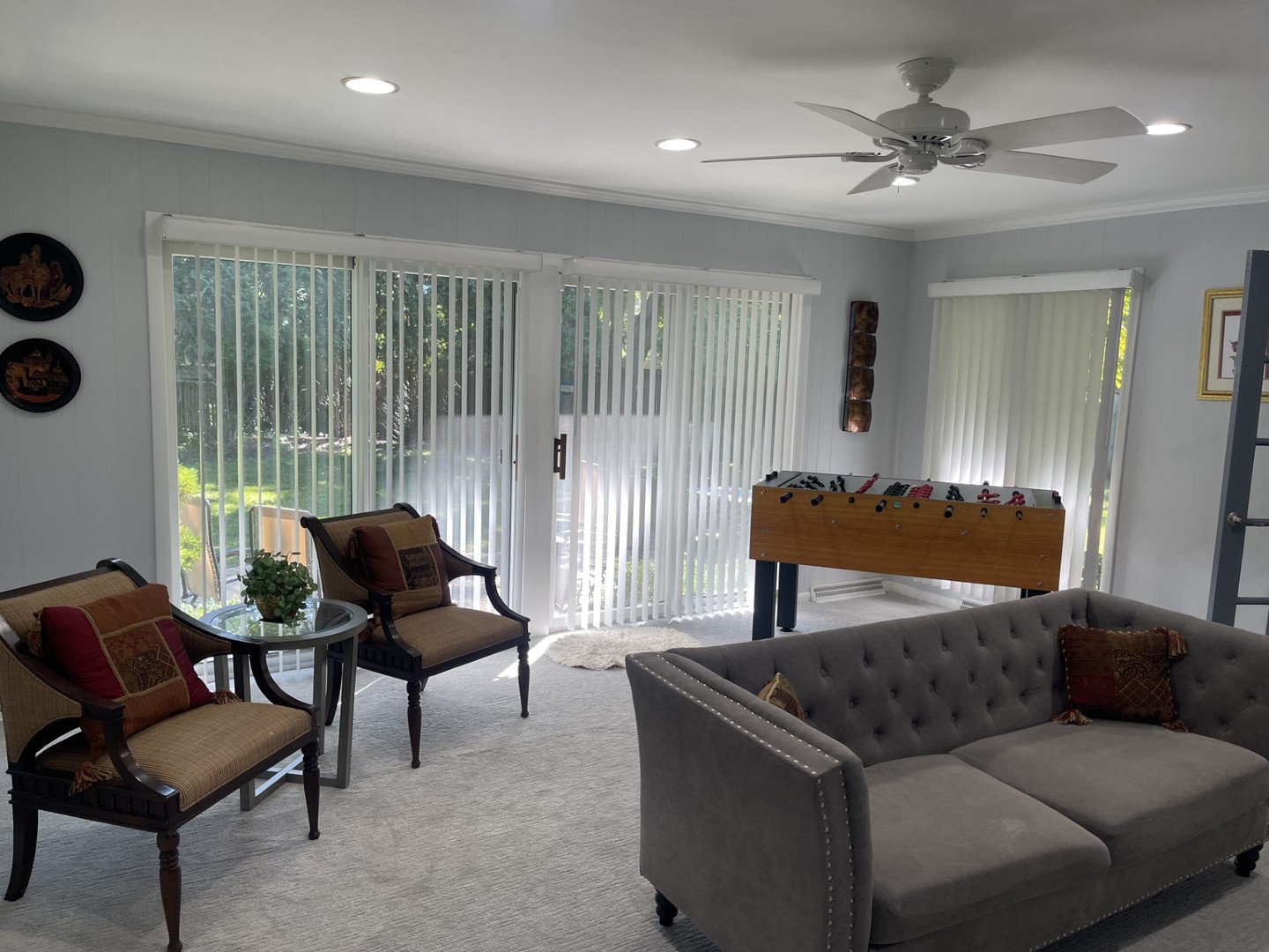 515 E Blodgett Avenue