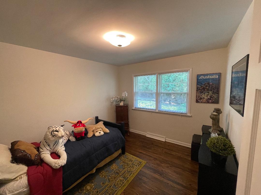 515 E Blodgett Avenue