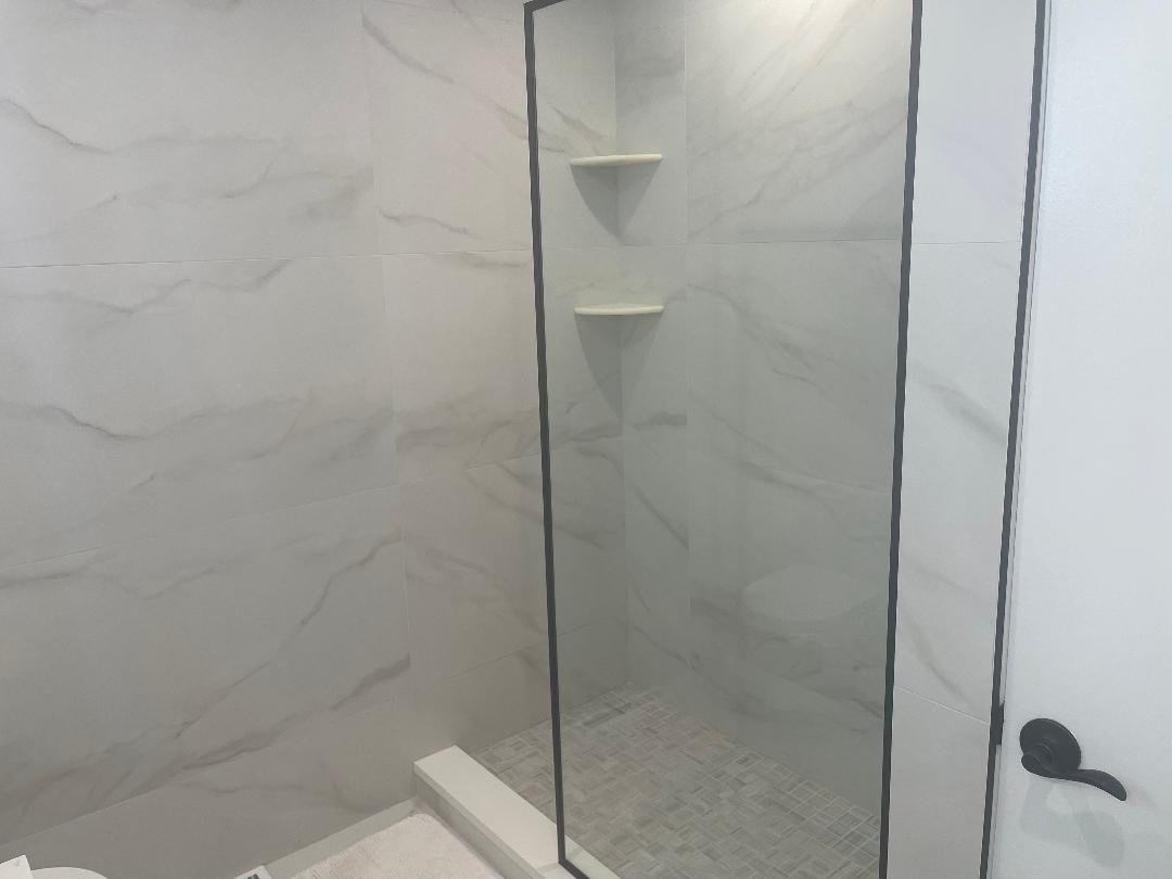 515 E Blodgett Avenue