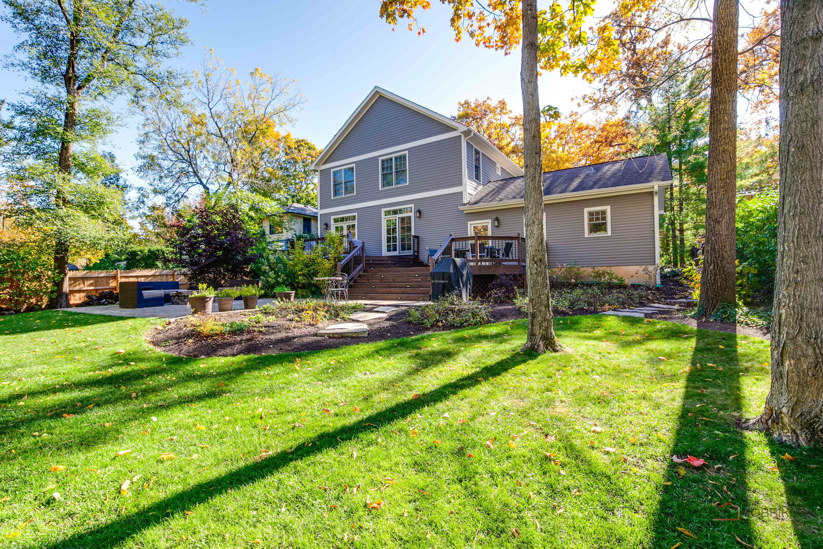 216 E Sheridan Place