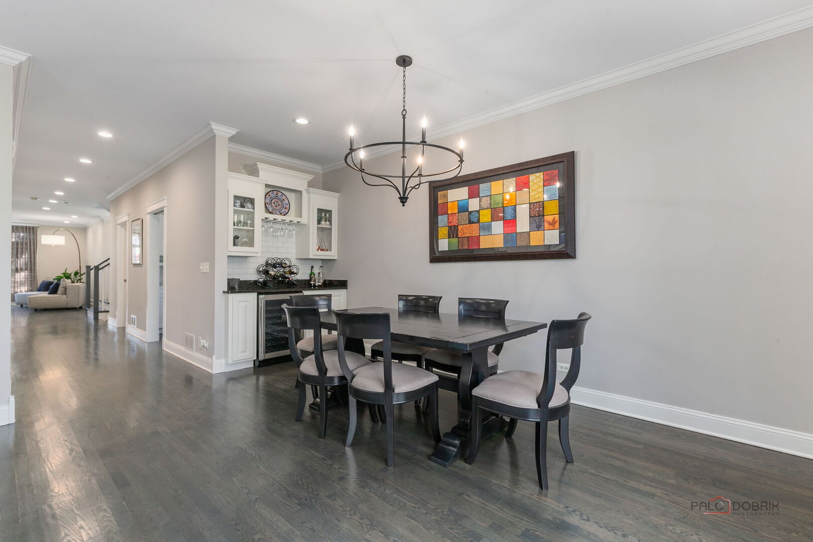 216 E Sheridan Place