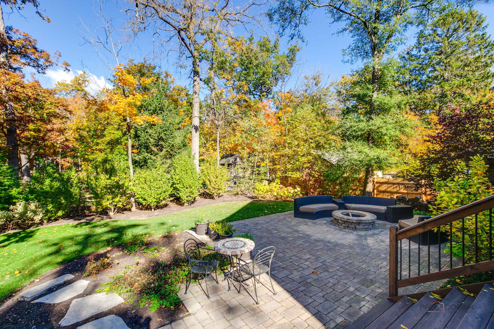 216 E Sheridan Place