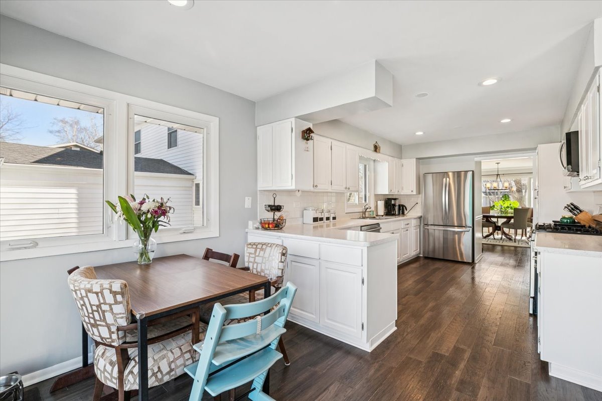 440 W Sheridan Place