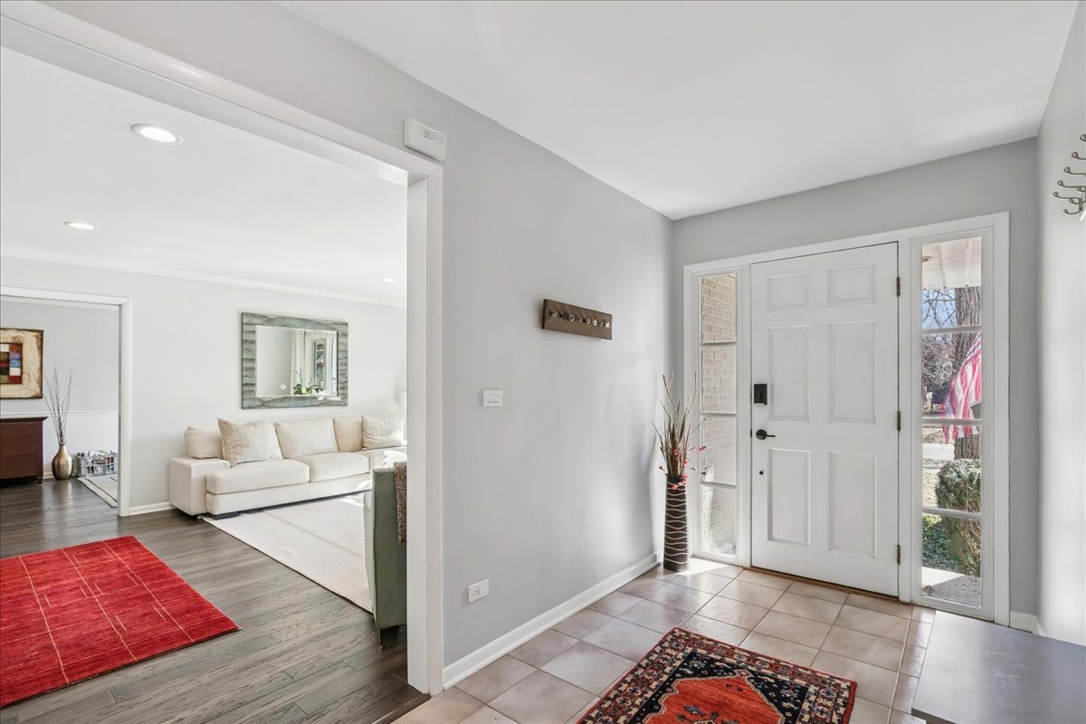 440 W Sheridan Place