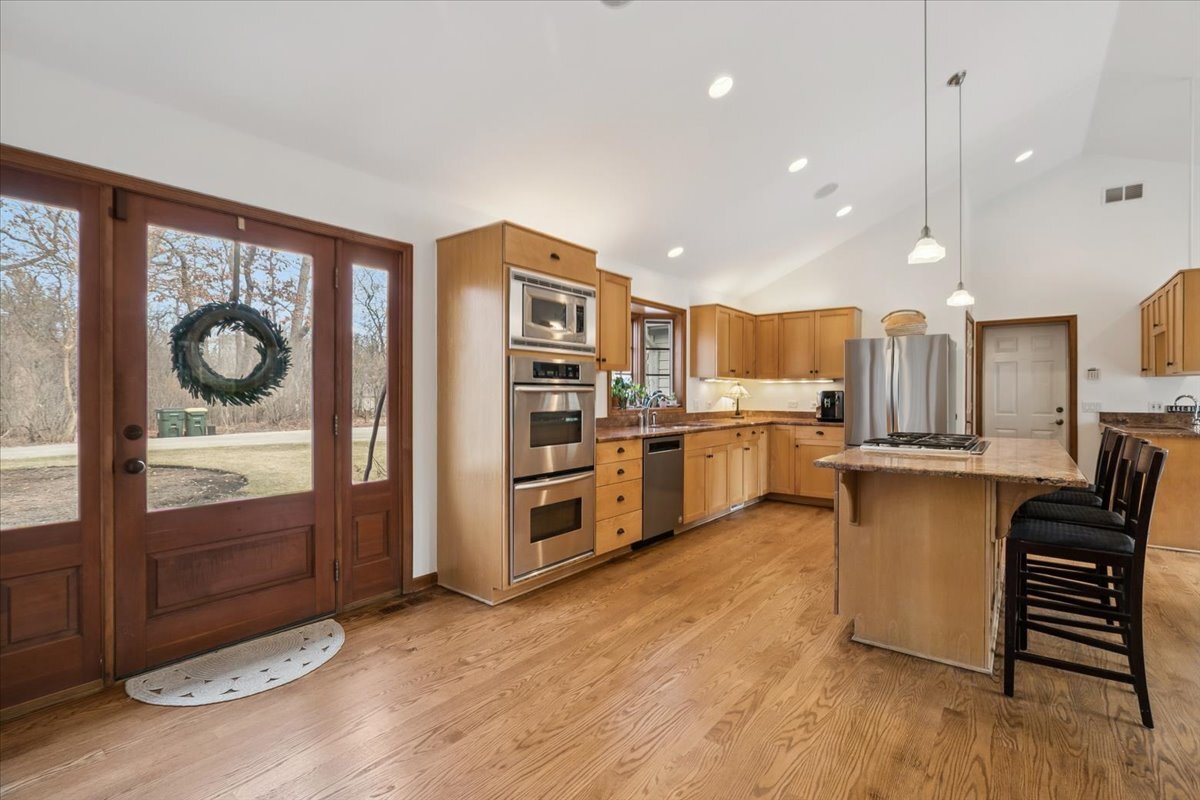 50 W Blodgett Avenue