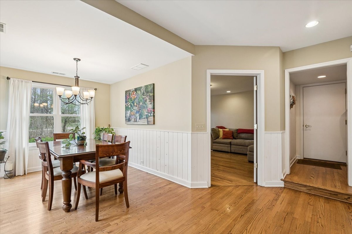 346 Crescent Drive