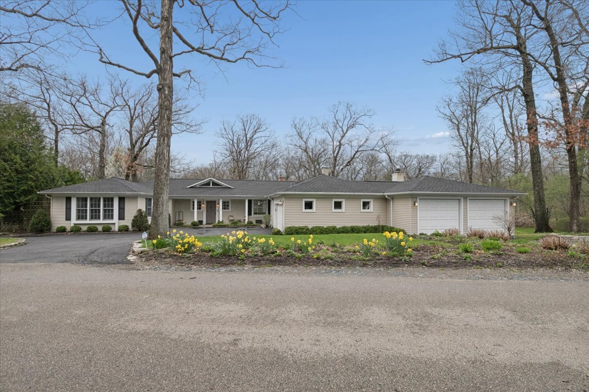 346 Crescent Drive
