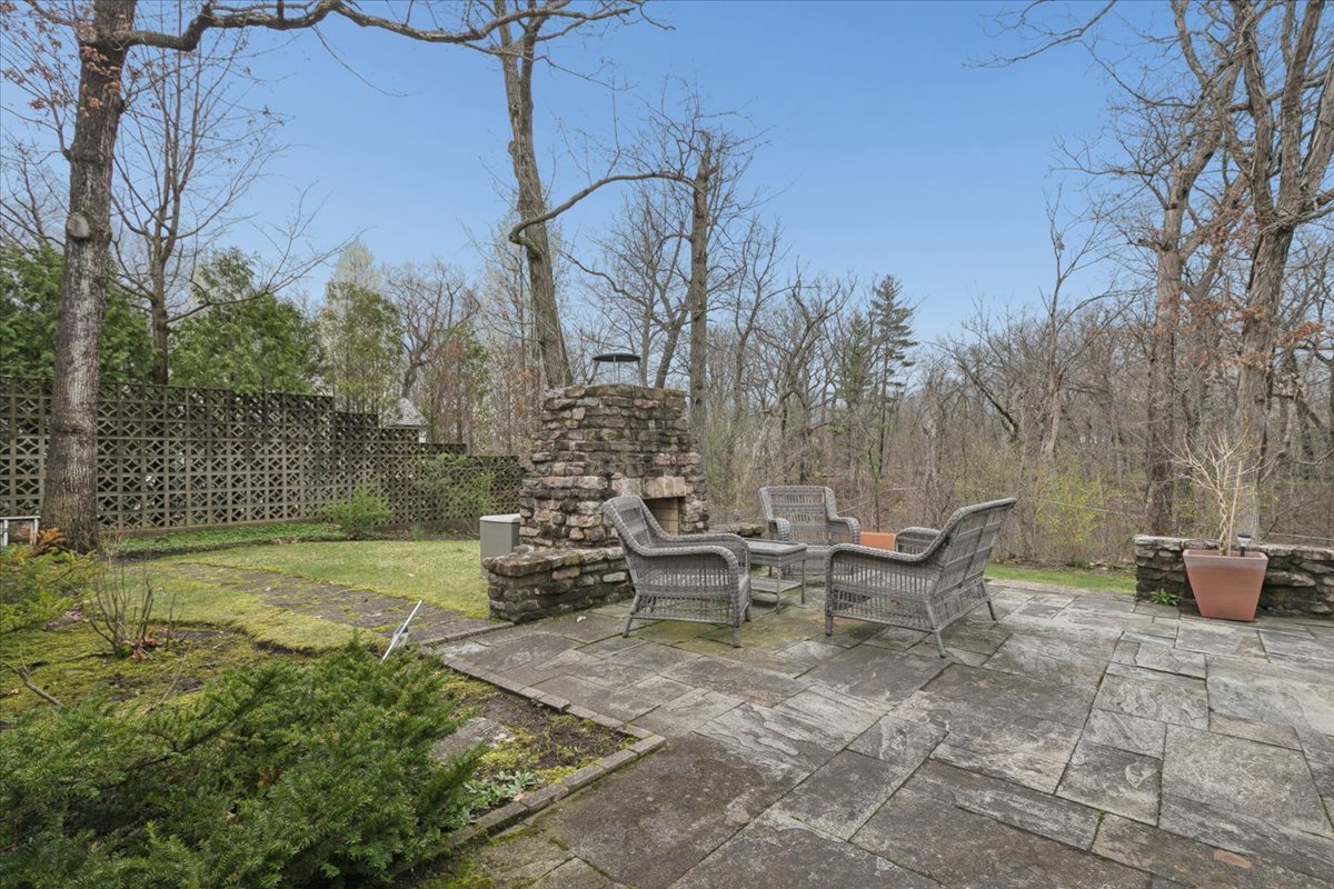 346 Crescent Drive