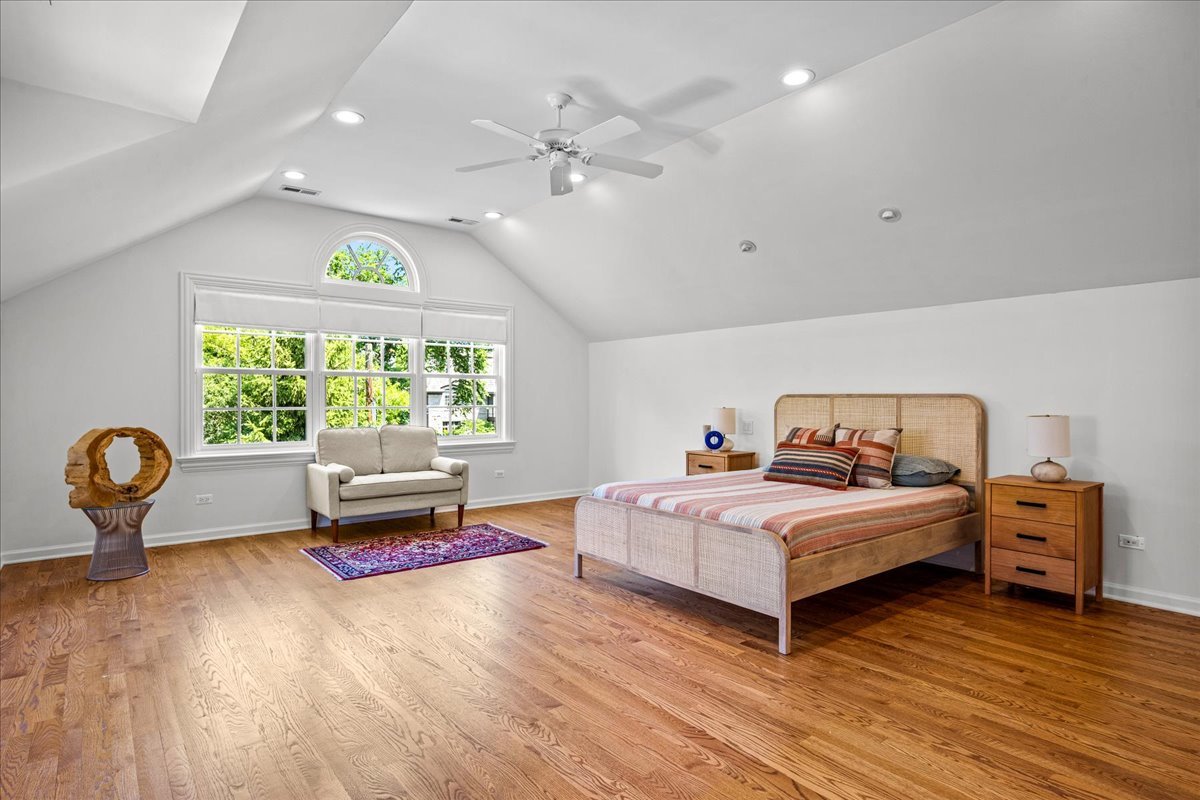 110 E Sheridan Road