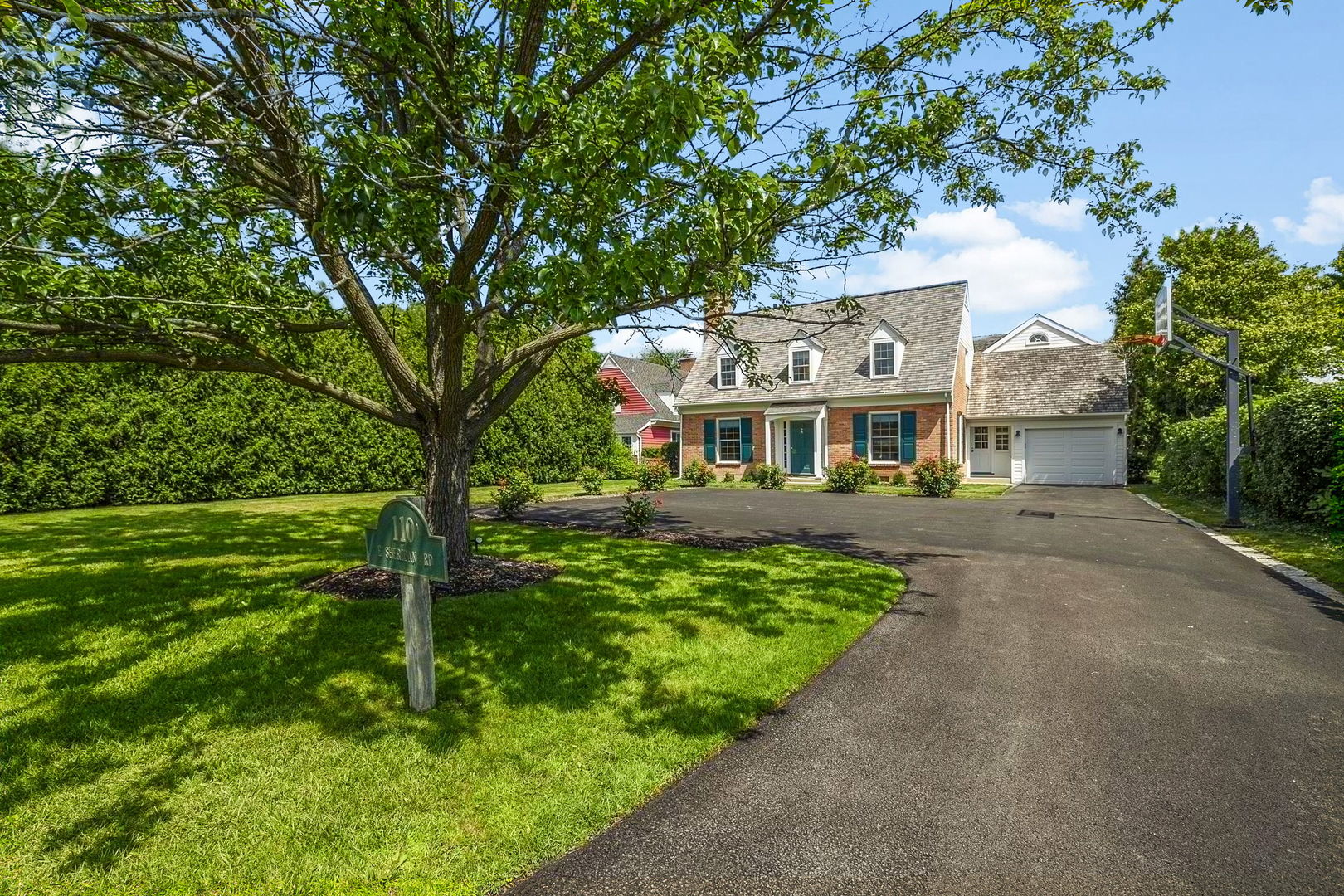 110 E Sheridan Road
