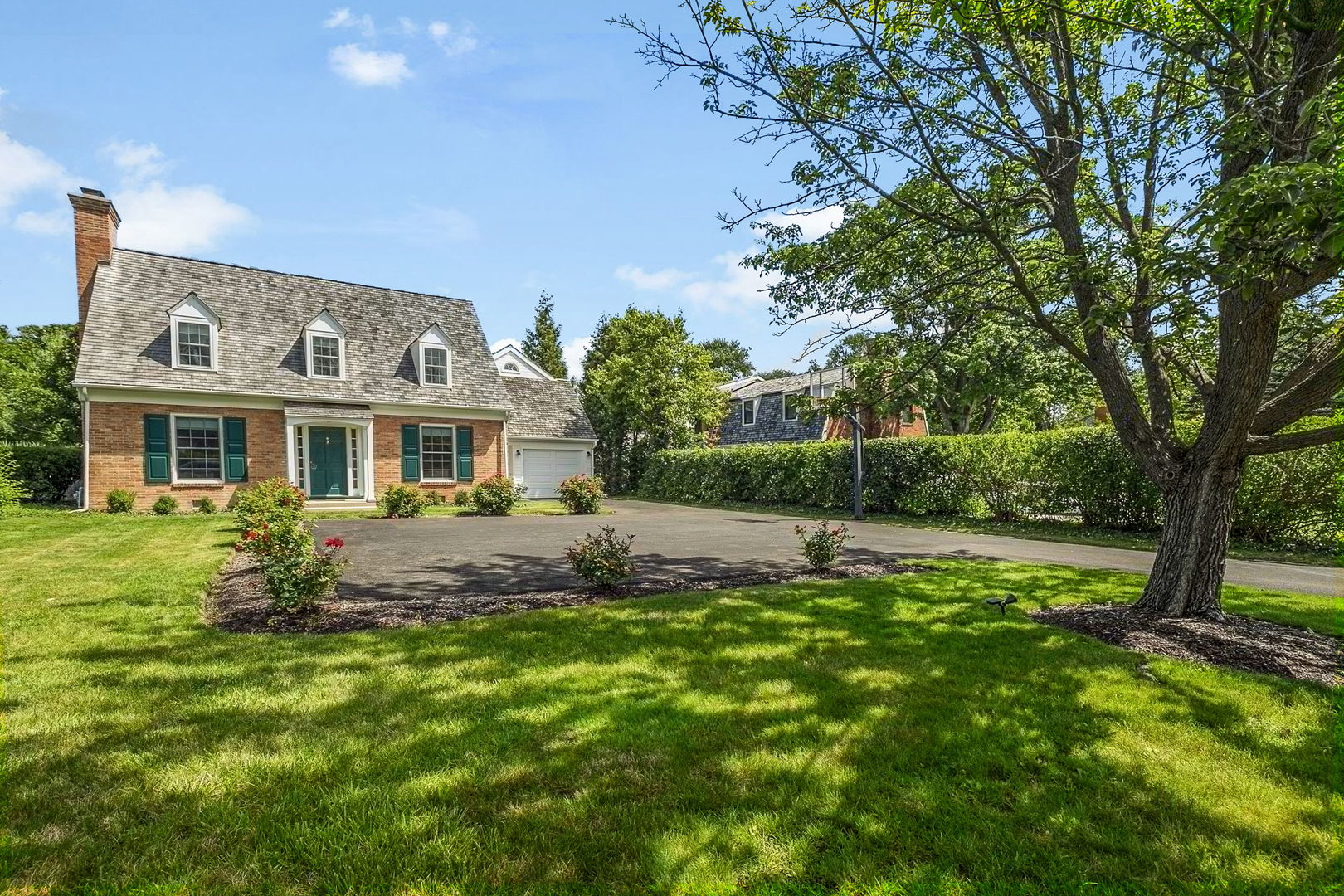110 E Sheridan Road