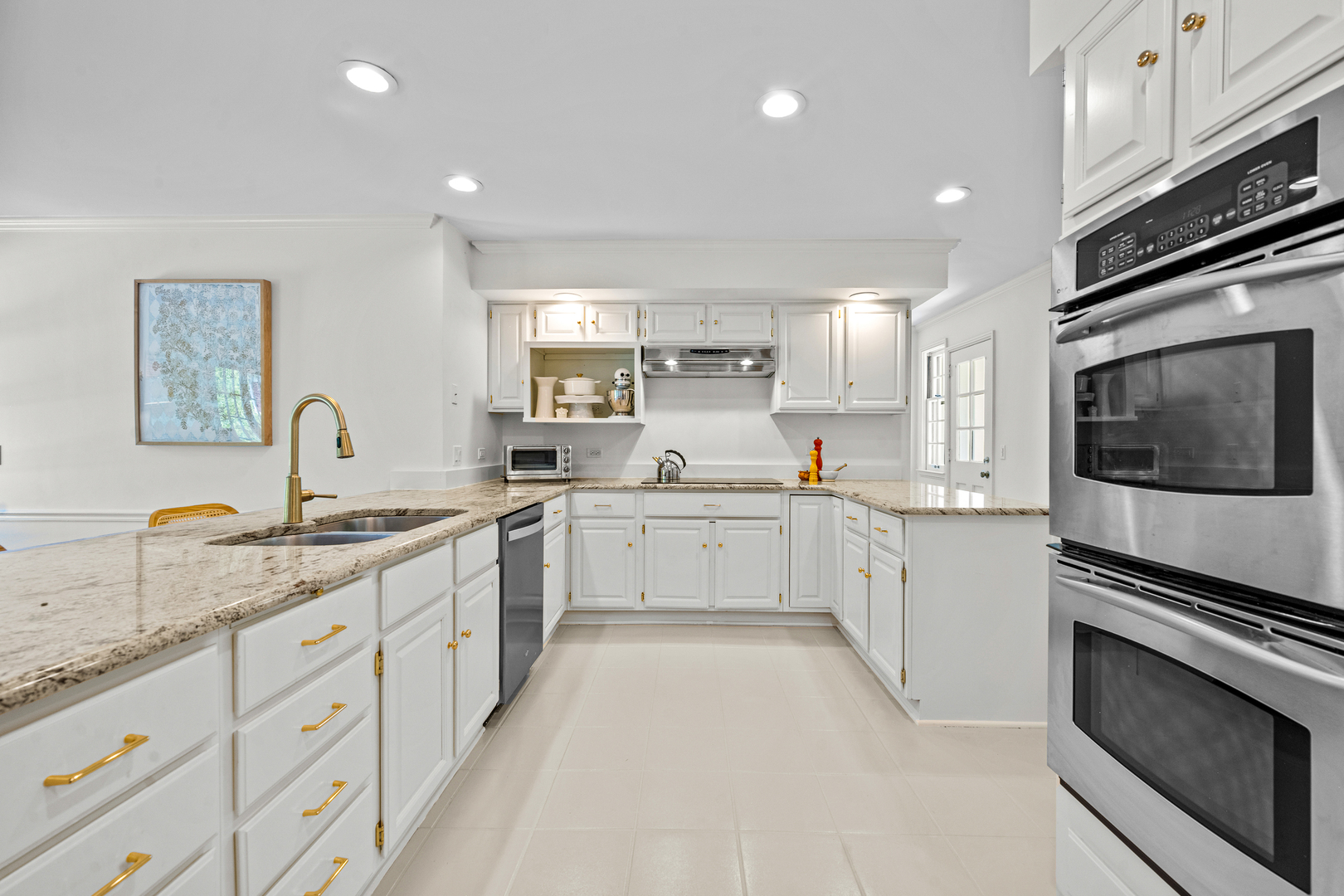 110 E Sheridan Road