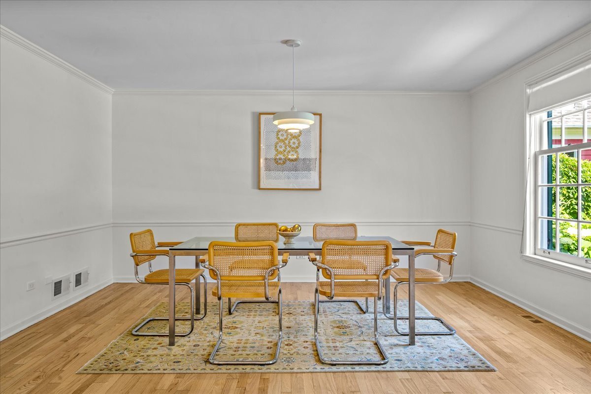 110 E Sheridan Road