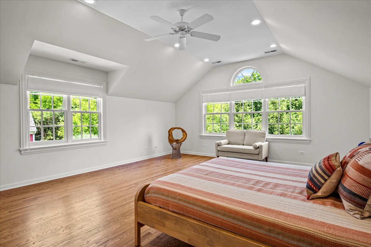 110 E Sheridan Road