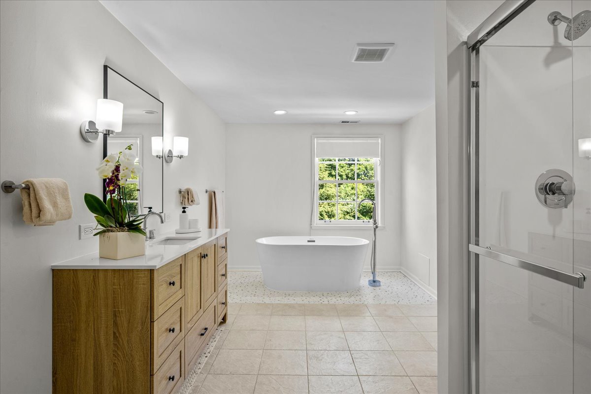 110 E Sheridan Road