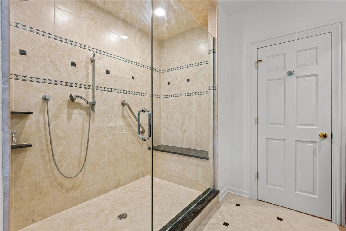 110 E Sheridan Road