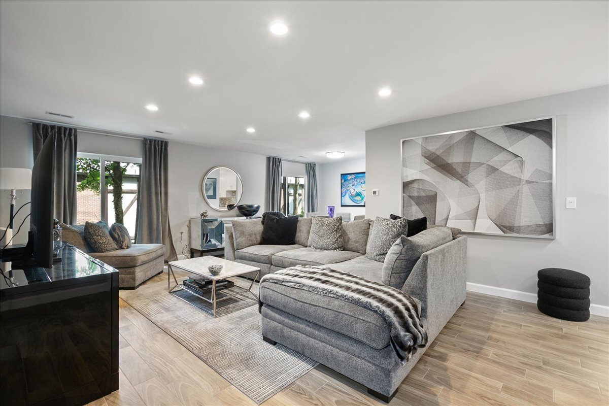 3030 Pheasant Creek Drive Unit: 103