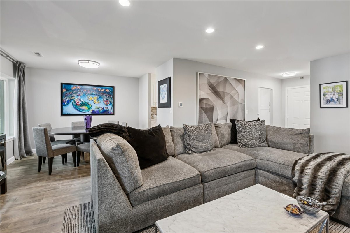 3030 Pheasant Creek Drive Unit: 103