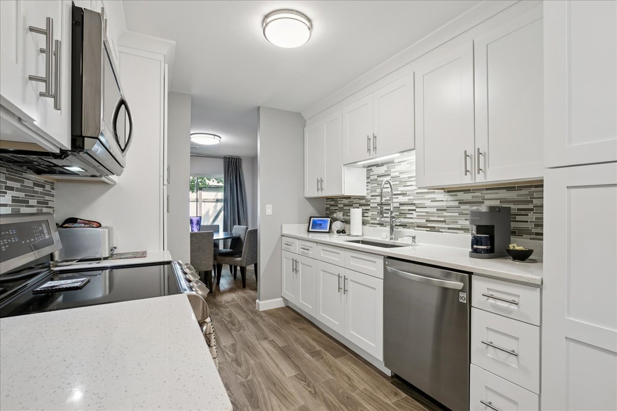 3030 Pheasant Creek Drive Unit: 103