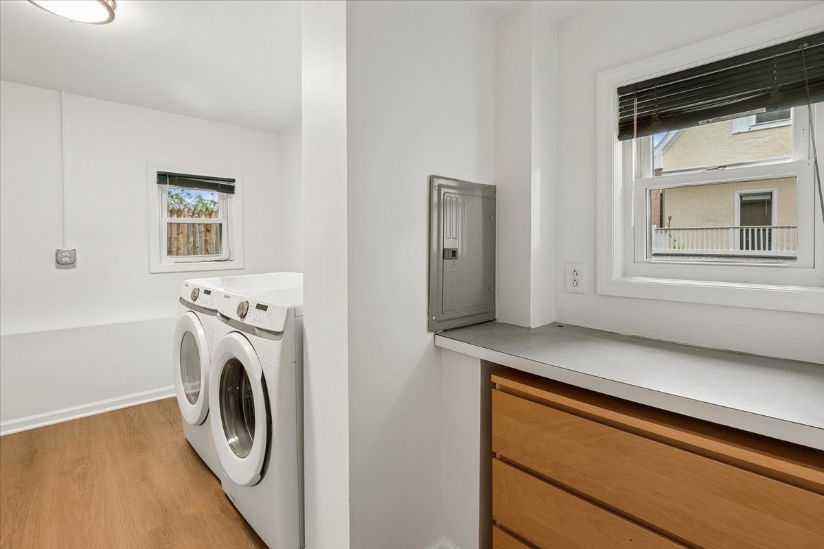 692 Cherry Avenue Unit: B