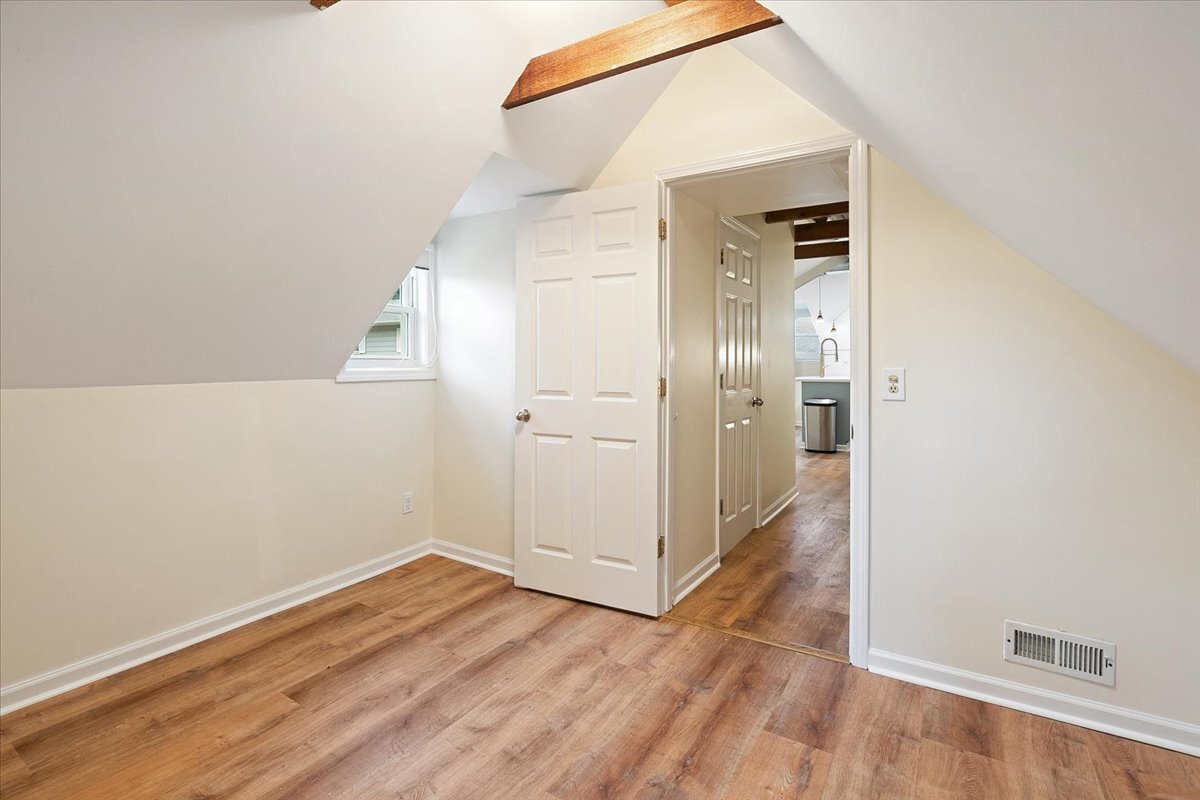 692 Cherry Avenue Unit: B