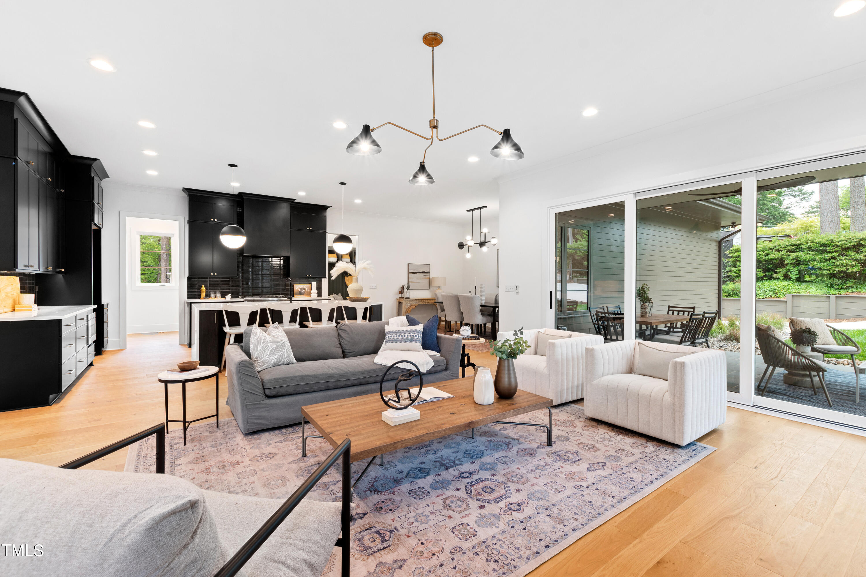 2421 Mayview Road