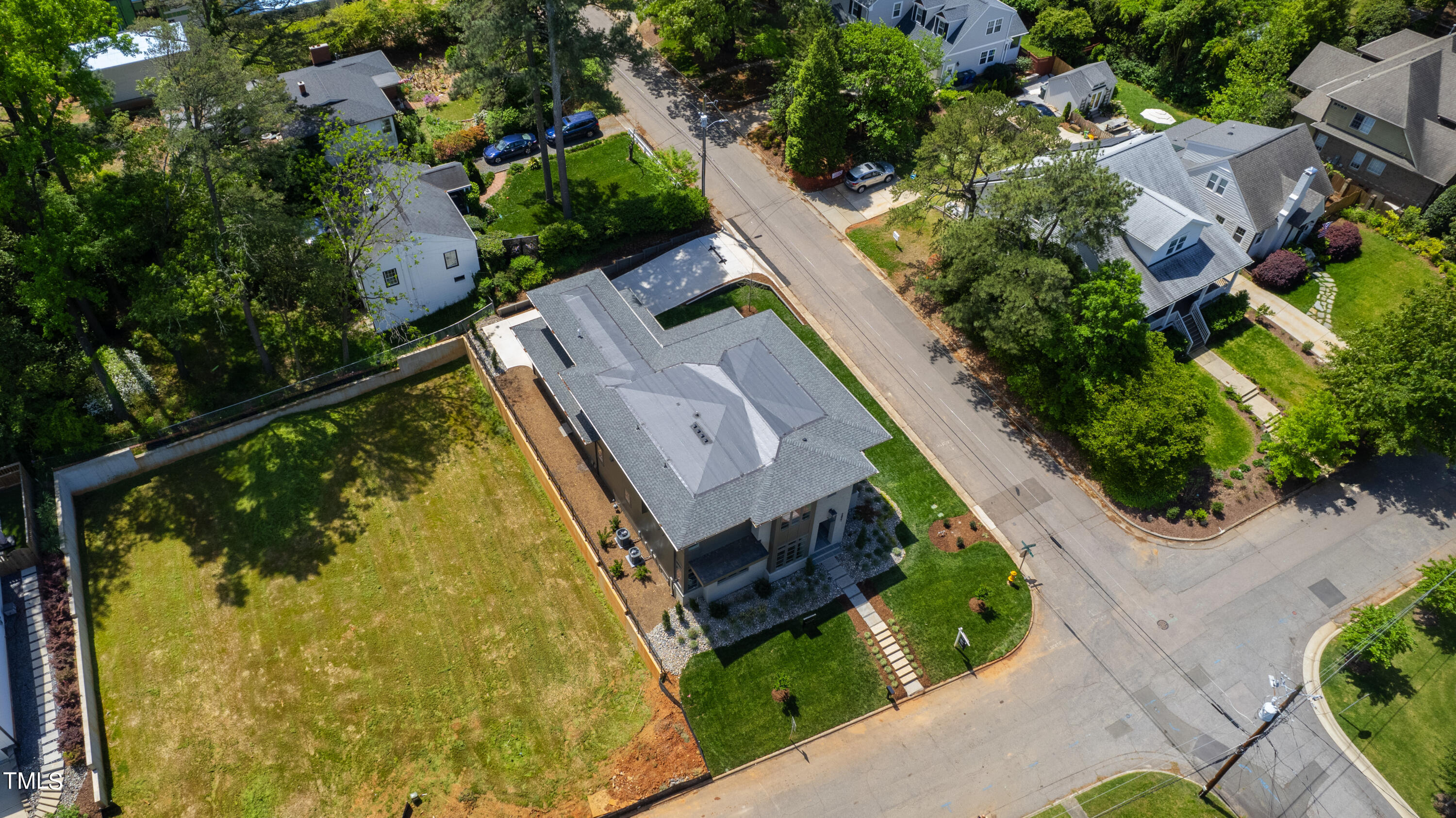 2421 Mayview Road