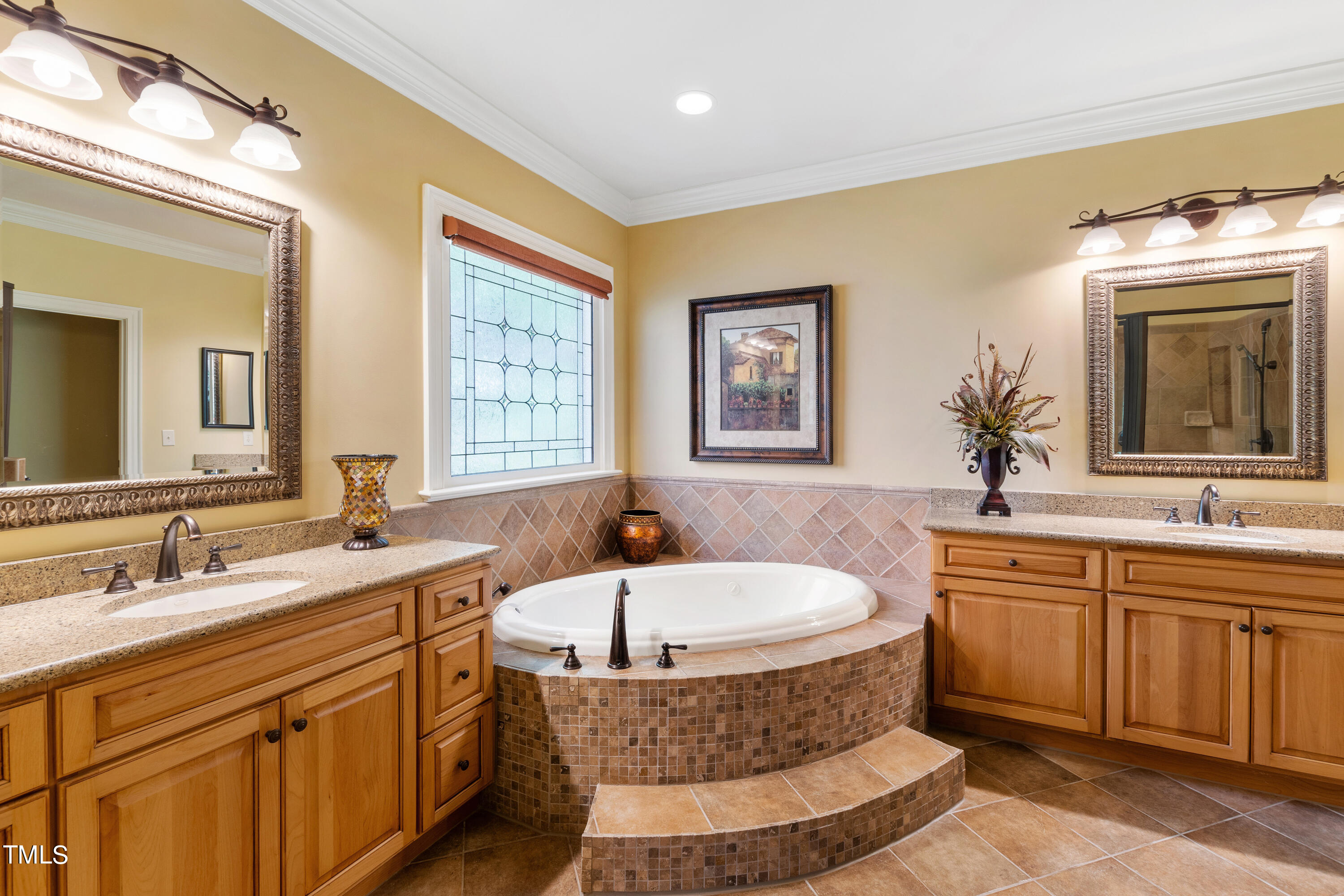 1012 Quiet Ridge Circle