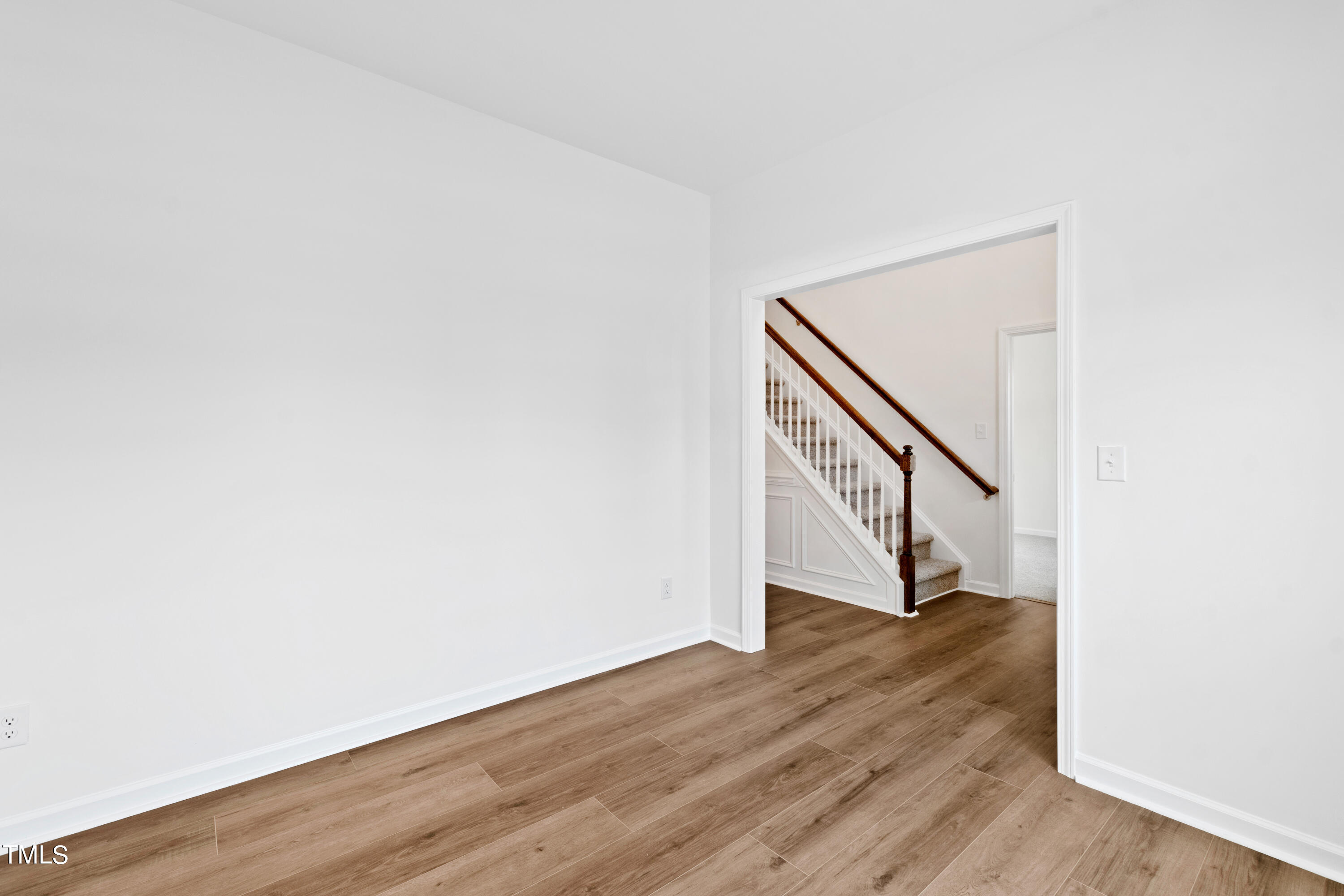 365 Oak Park Boulevard