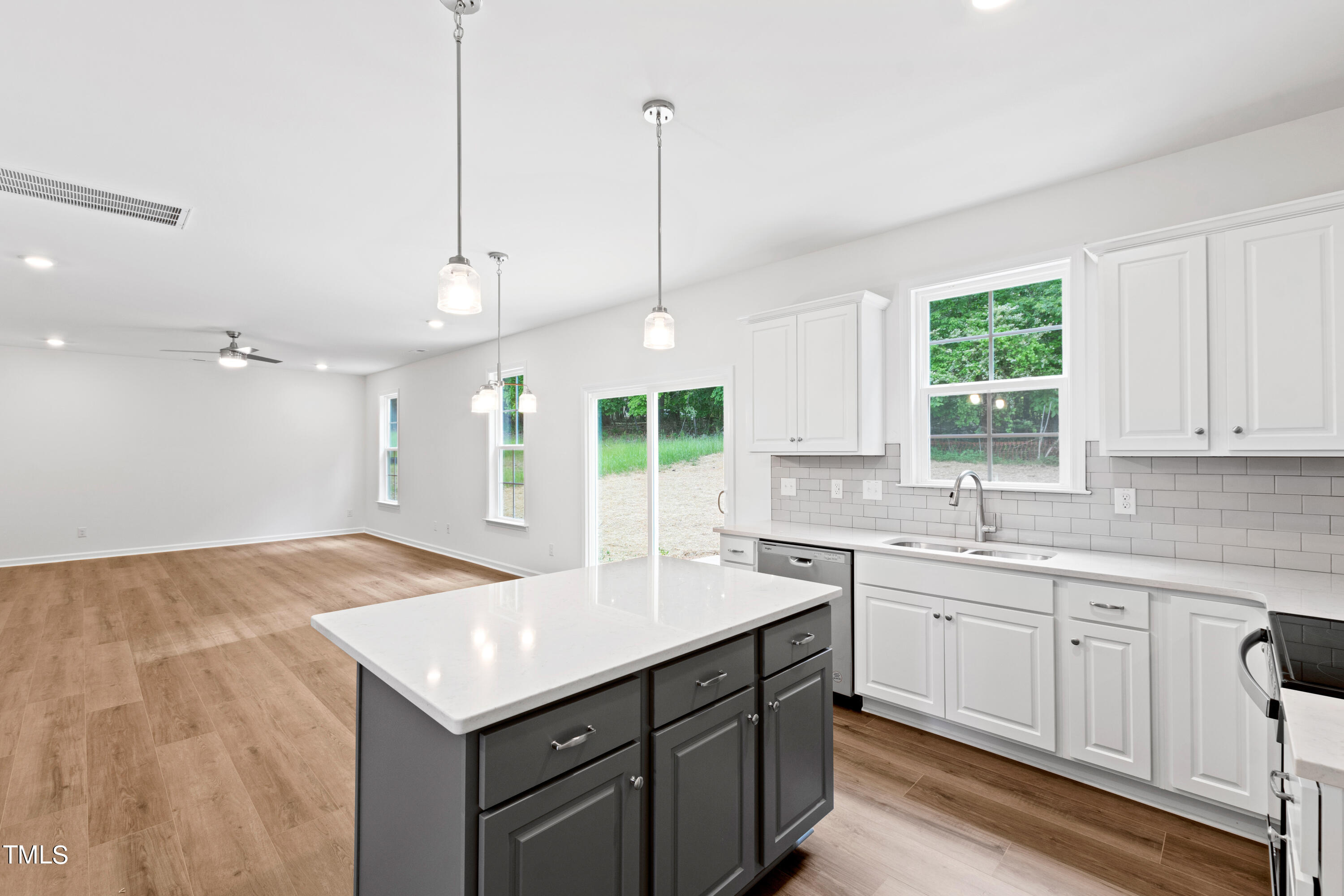 365 Oak Park Boulevard